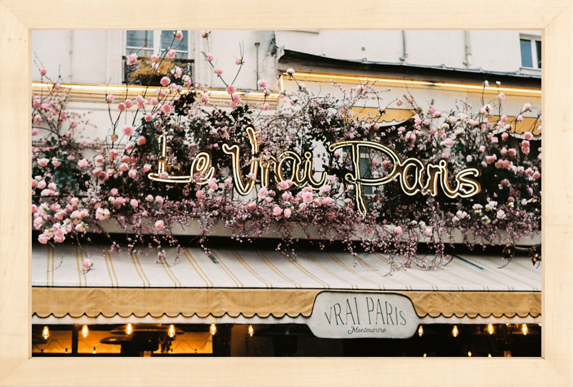 Le Vrai Paris Printed Photograph - elsie green - Art