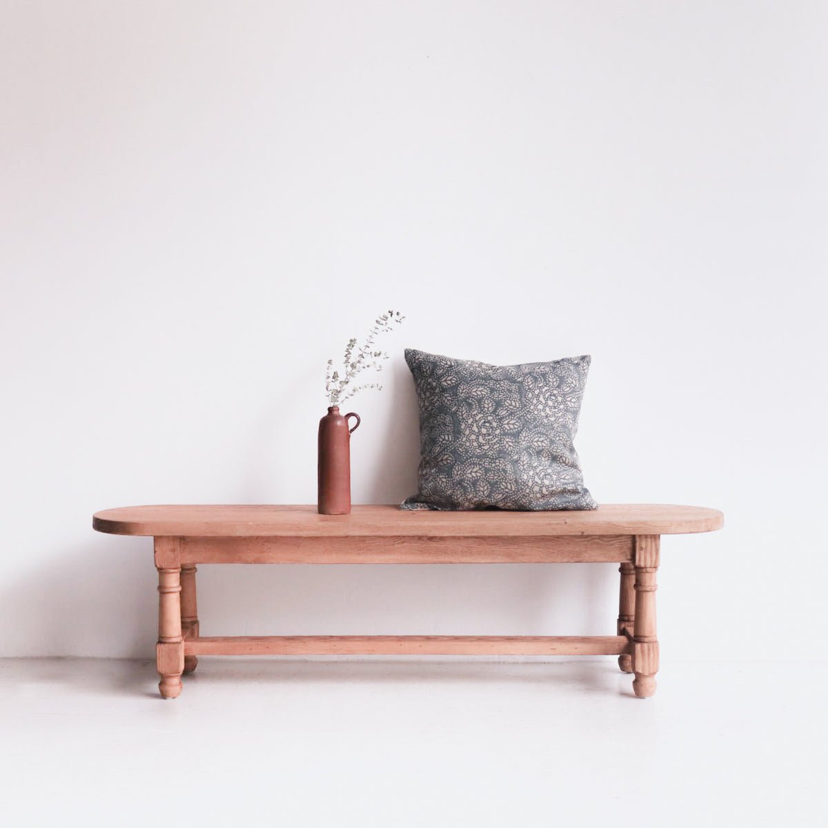 Reclaimed Wood Oval Farm Bench - elsie green - Custom Furniture