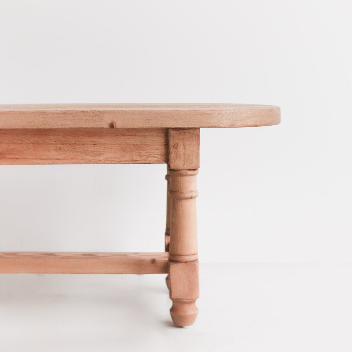 Reclaimed Wood Oval Farm Bench - elsie green - Custom Furniture