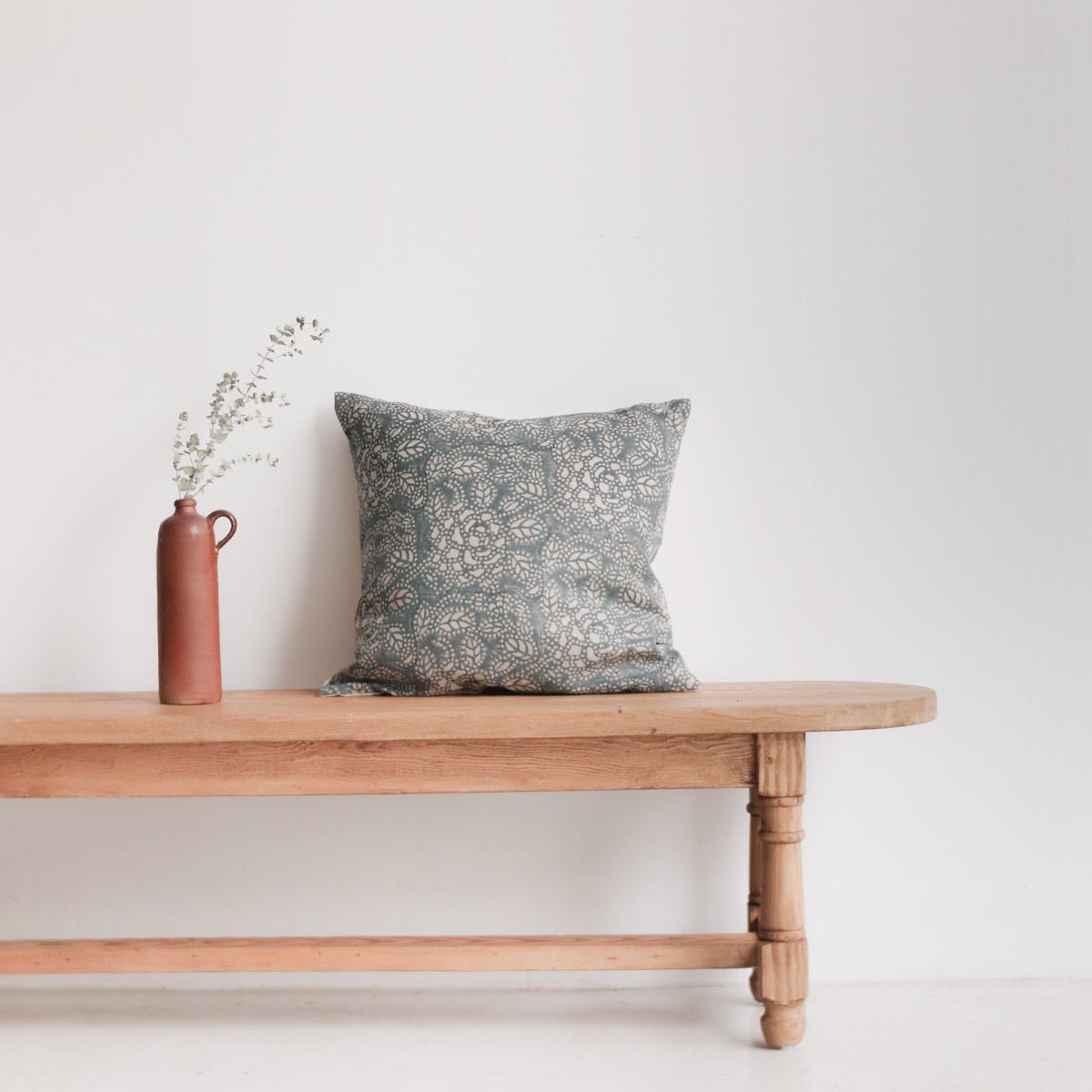 Reclaimed Wood Oval Farm Bench - elsie green - Custom Furniture