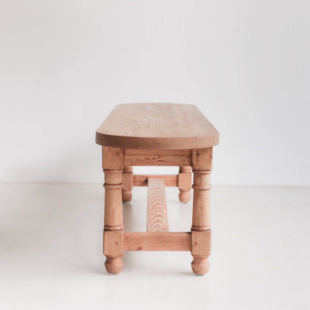 Reclaimed Wood Oval Farm Bench - elsie green - Custom Furniture
