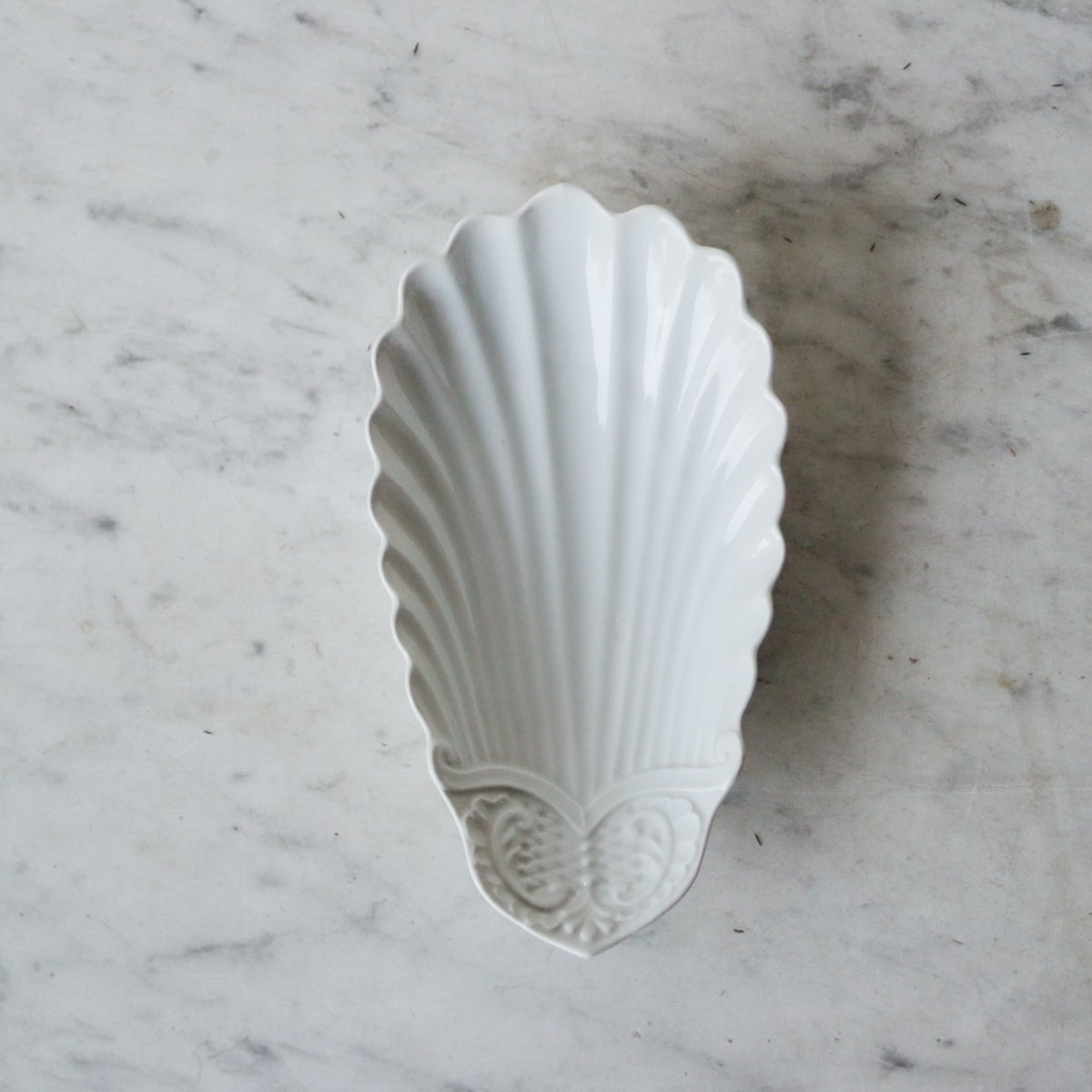 Shell Spoon Rest - elsie green - the french kitchen