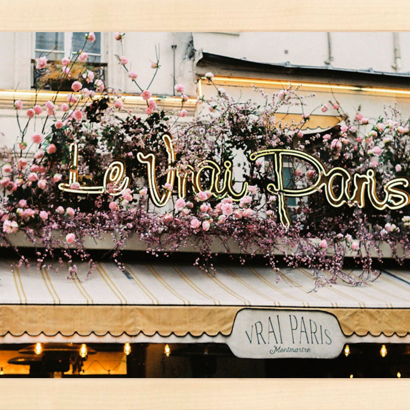Le Vrai Paris Printed Photograph - elsie green
