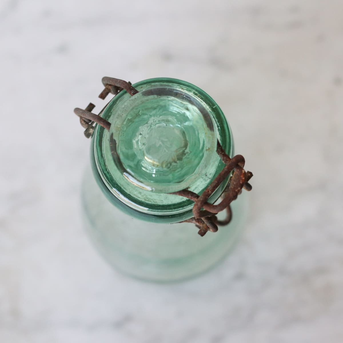 https://elsiegreen.com/cdn/shop/products/tall-la-lorraine-canning-jar-the-french-kitchen-ball-canister-glass-mason-natural-jewelry-jewellery-516.jpg?v=1619812730