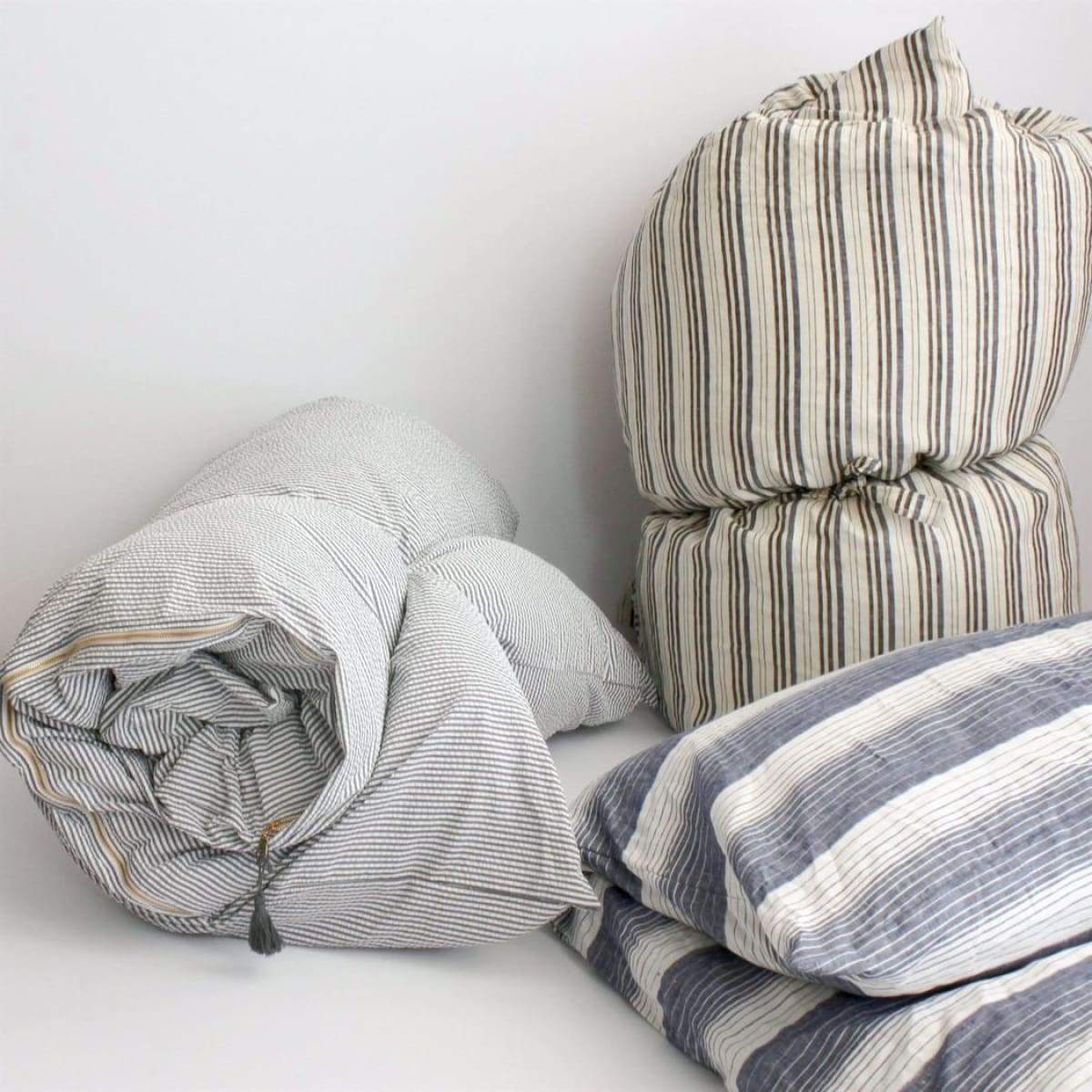 Throwbed - elsie green - Textiles