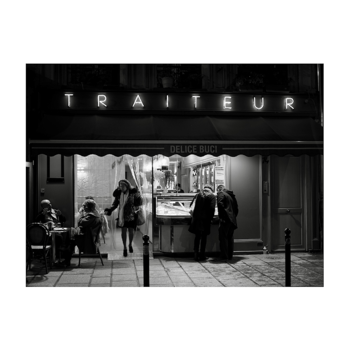 Traiteur Paris Printed Photograph - elsie green - Art