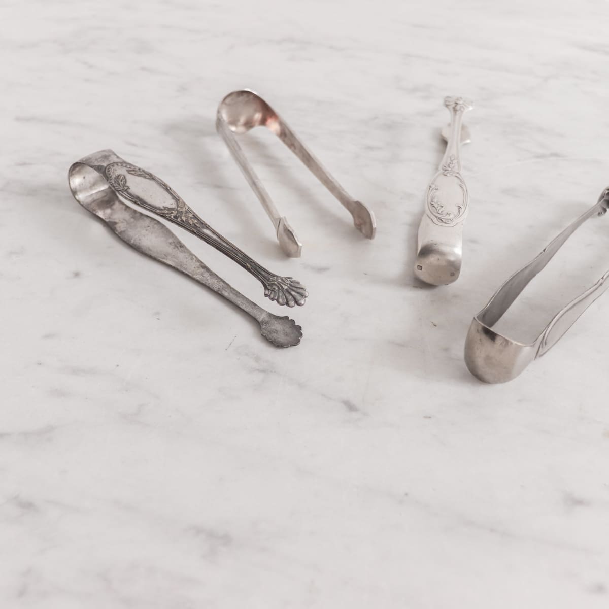 https://elsiegreen.com/cdn/shop/products/vintage-silver-ice-tongs-the-french-kitchen-elsie-green-taplespoons-online-footwear-metal-365.jpg?v=1606367234